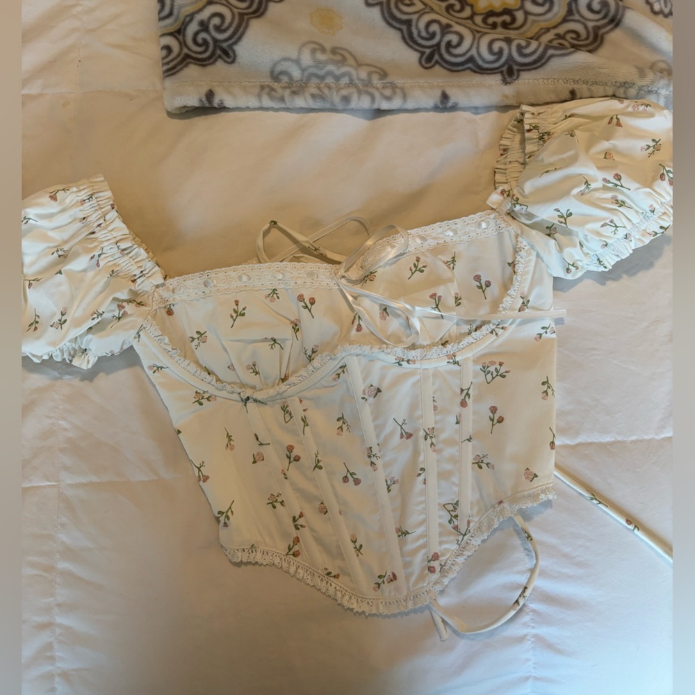 Baby boo Floral white corset